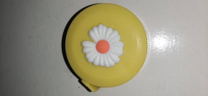 Meetlint - rolmaat - kleermakersmeetlint - 150 cm - geel zonnebloem