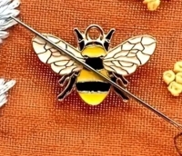 Needleminder- Bijtje - magneet naald